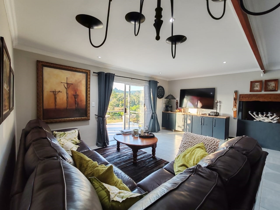 Commercial Property for Sale in Colleen Glen Eastern Cape